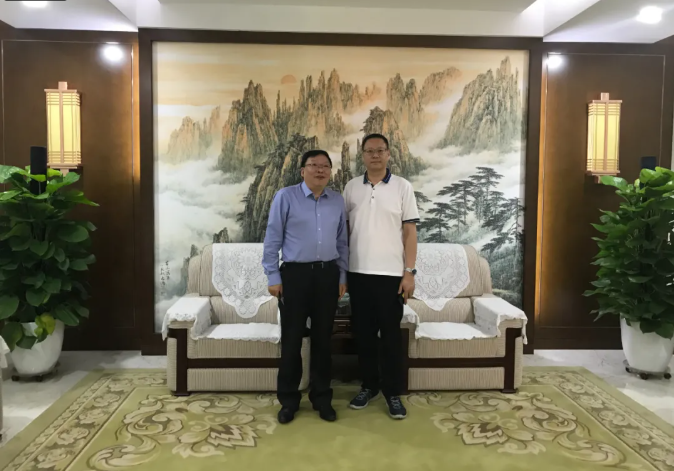 Z6尊龙凯时医药董事长王廷春一行赴河南仲景宛西造药调查互换